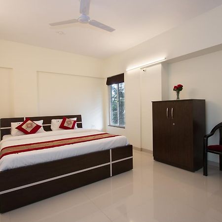 فندق Oyo 9052 Leisurely Abode Khadki المظهر الخارجي الصورة